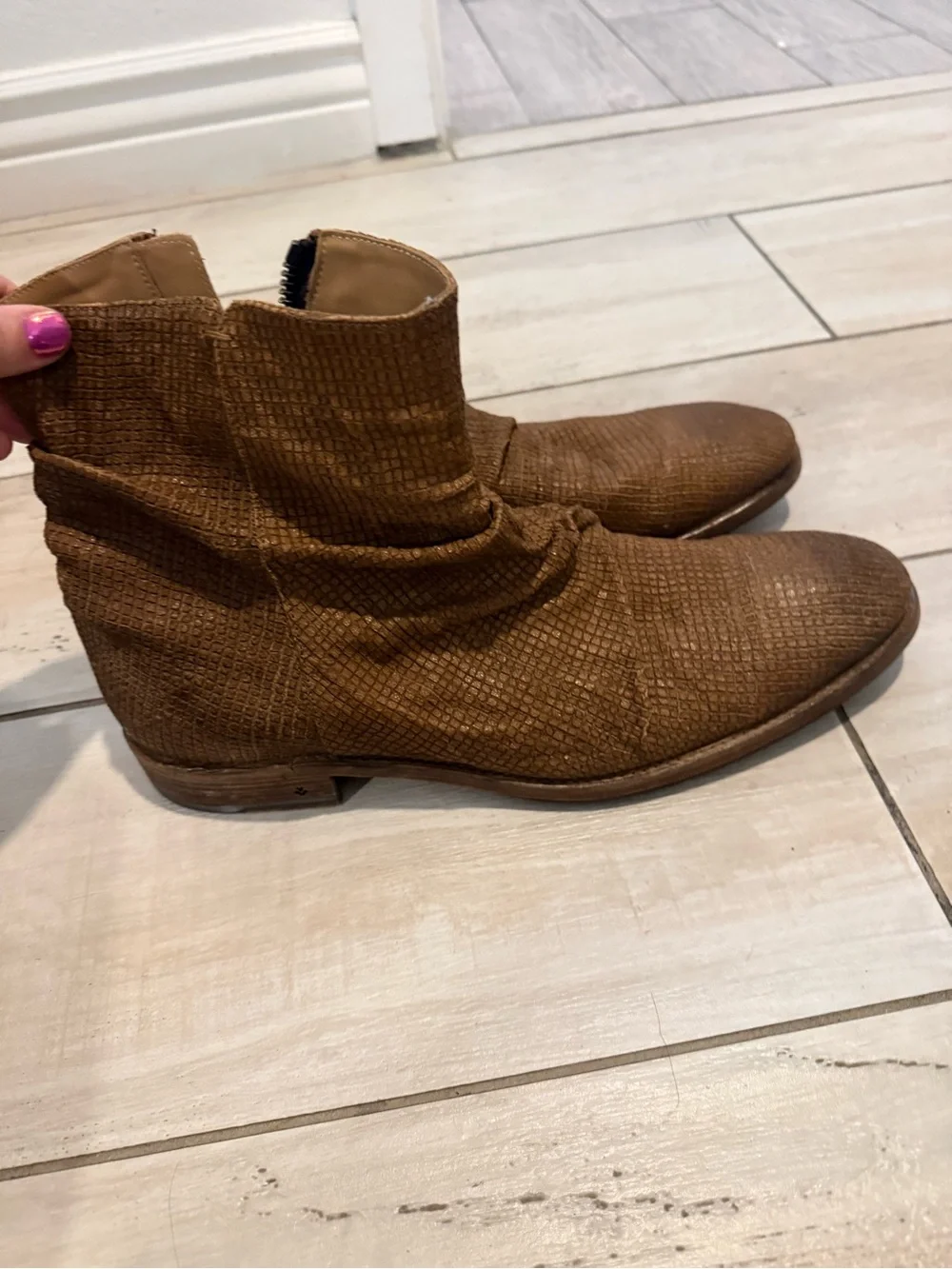 John Veritos Men’s Sherpei Boots ($750 retail)